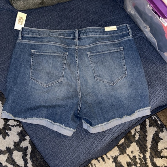 NWT Vintage América Blues cuffed shorts - Picture 9 of 14